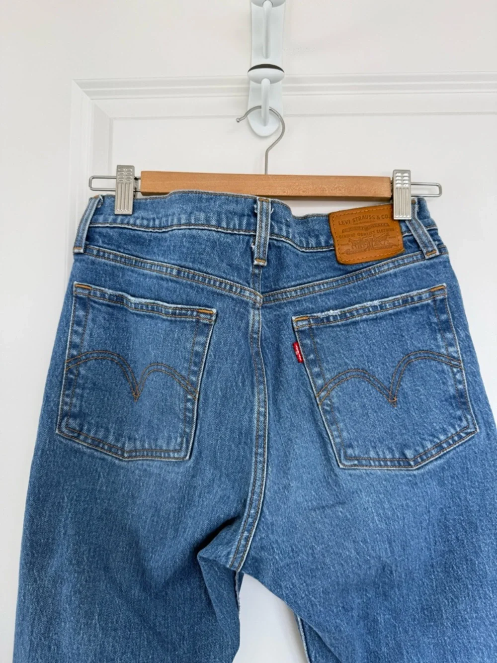 LEVI’S | 
Wedgie Icon Fit Ankle Women's Jeans Size 27 - Picture 9 of 16